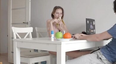 Ruský pár ve trojce