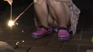Nevlastní dcera Lara Kudo s opálenými pruhy je opravdová vítězka