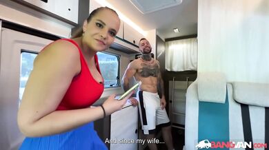 Amorální česká MILF Jennifer Mendez ve žhavém sexuálním příběhu