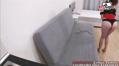Natáčení šukání se sexy zrzkou Izzy Dark