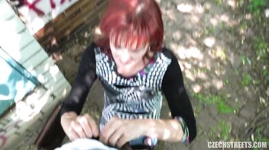 Czech Streets 111 - Mature zrzka šuká za rychlý prachy