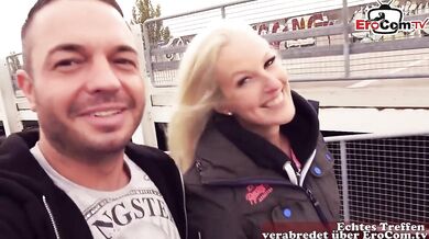 Sex na veřejném parkovišti s blondýnkou Ray z webkamery