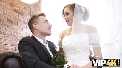 Stacy Cruz jako nevěsta šuká s cizincem za peníze