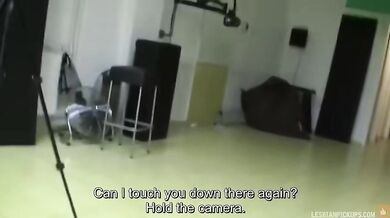 Lesbické porno dvou blondýnek z ulice