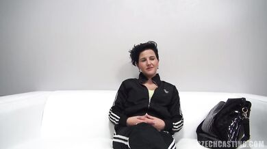 Ošahávání 24leté amatérky Simony na castingu