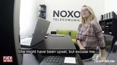 Sekretářka dostane na vybranou - Sex nebo vyhazov!