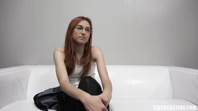 21letá zrzavá amatérka Zlatka poprvé před kamerou