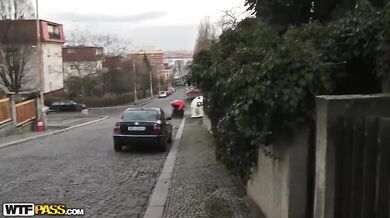 Šukání s krásnou blondýnkou z ulice Nathaly Cherie