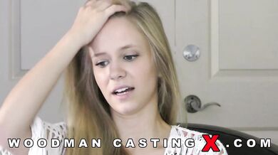 Teen blondýnka na pořádném castingu u Woodmana