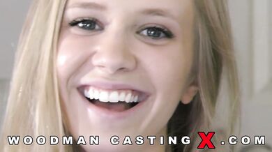 Teen blondýnka na pořádném castingu u Woodmana