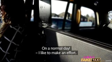 Tvrdé péro pro prsatou MILF taxikářku