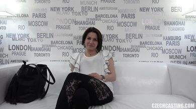 24letá amatérka Michaela z Pardubic