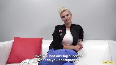 Profesionálka Billie Star jako amatérka Petra na Czech Castingu