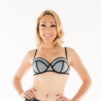 Lily LaBeau